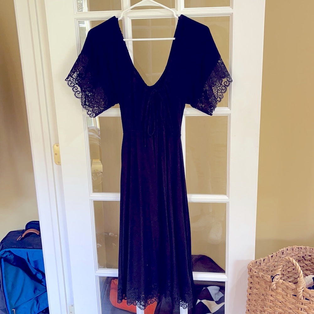 Sweet & Sassy Little Black Dress